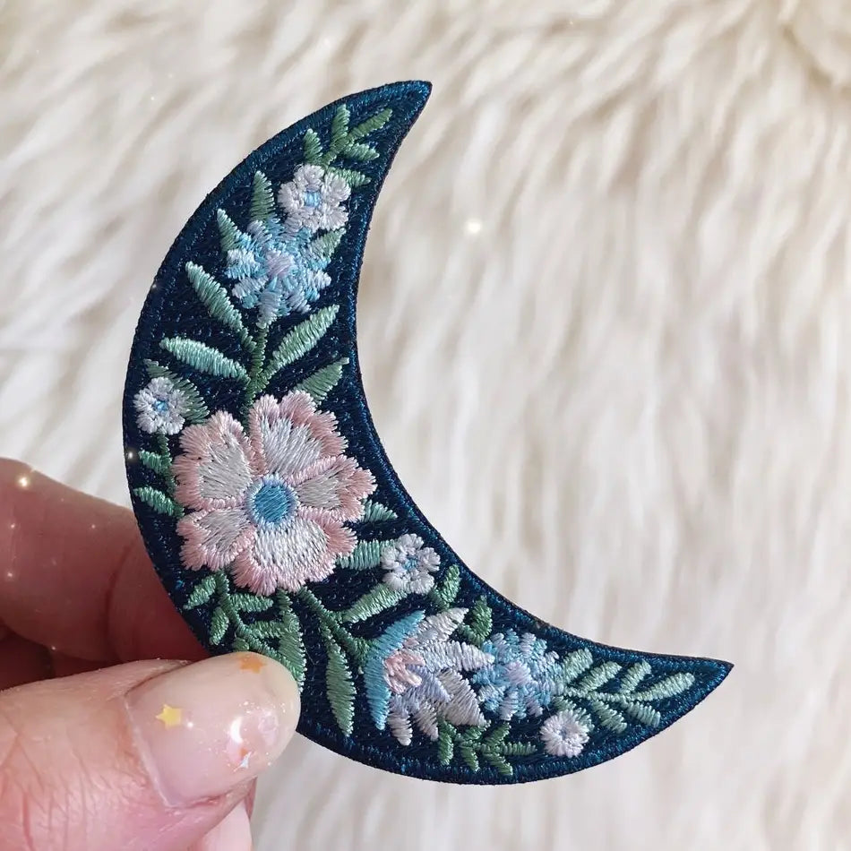 BOTANICAL MOON PATCH