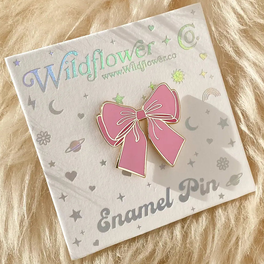 FLUFFY BOW PIN
