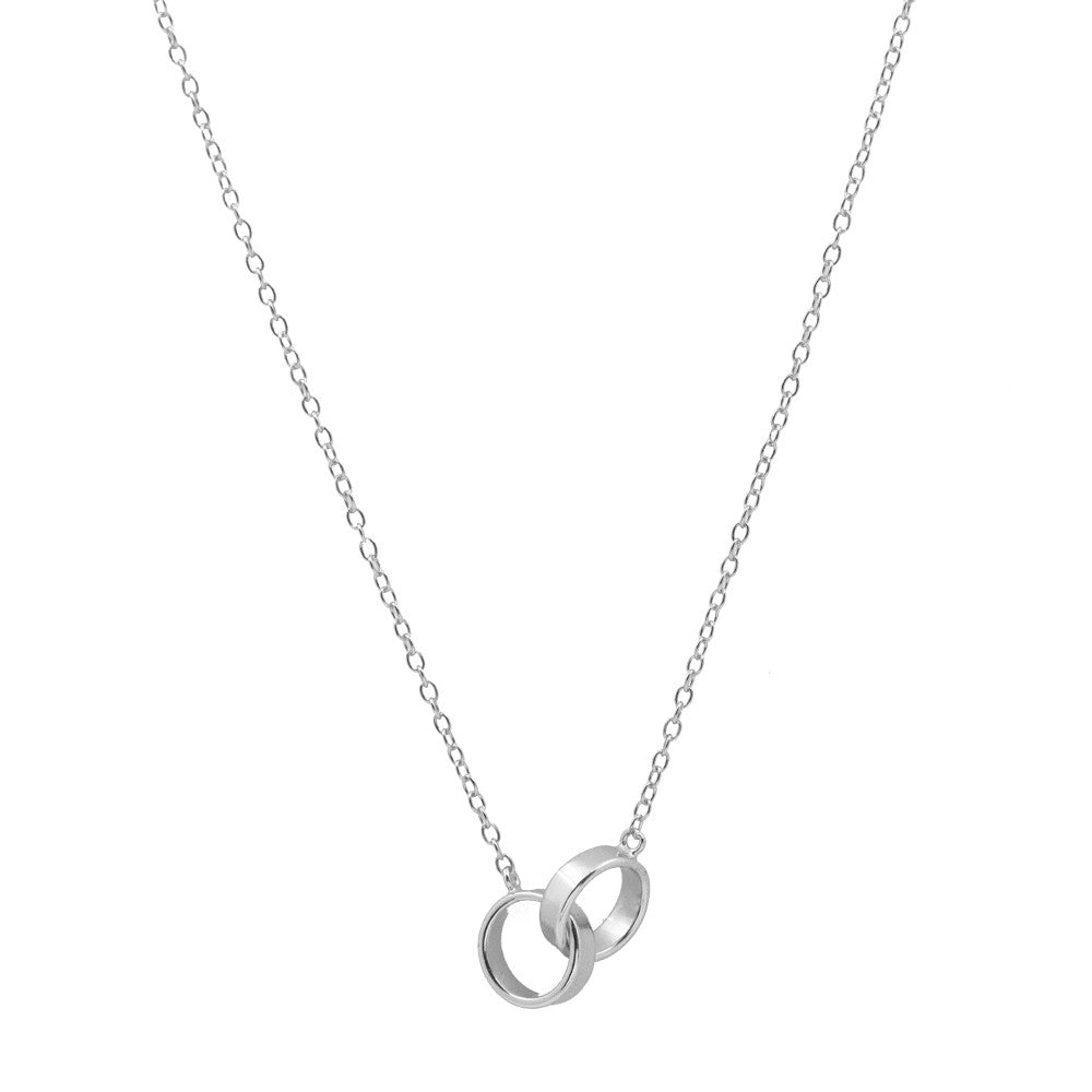 INTERLOCKED RINGS NECKLACE