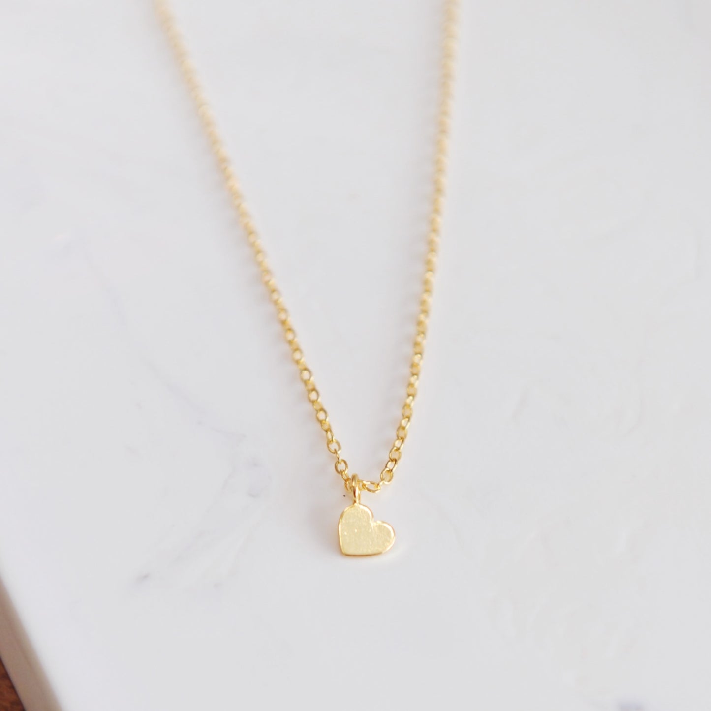 ADDI DANGLE HEART NECKLACE
