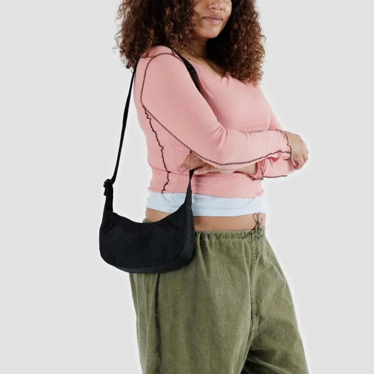 BLACK SMALL NYLON CRESCENT BAG
