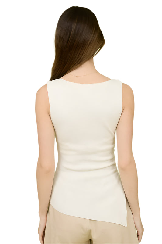 ASYMMETRICAL HEM TOP