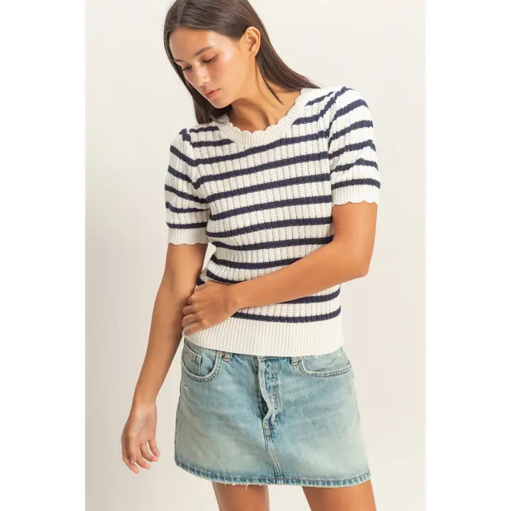 RIBBED KNIT NAVY STRIPE TEE