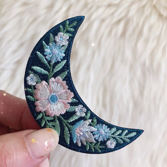 BOTANICAL MOON PATCH