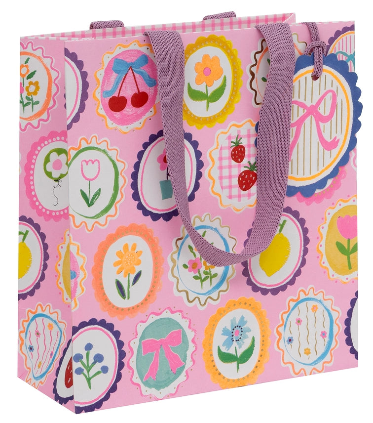 CAMEO CUTIE GIFT BAG