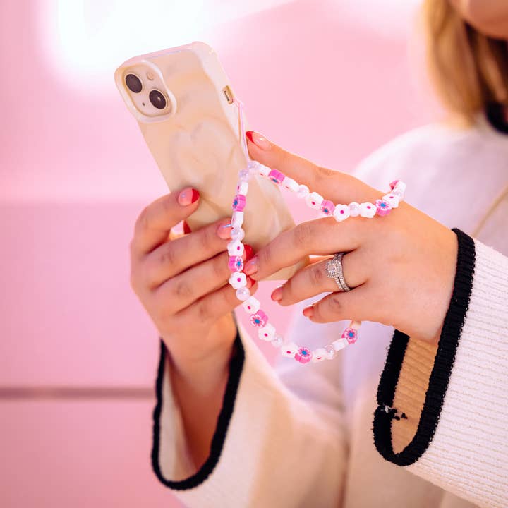 FLOWERS & PEARLS PHONE STRAP
