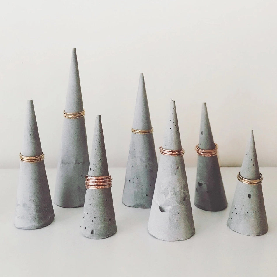 HAMMERED STACKING RING