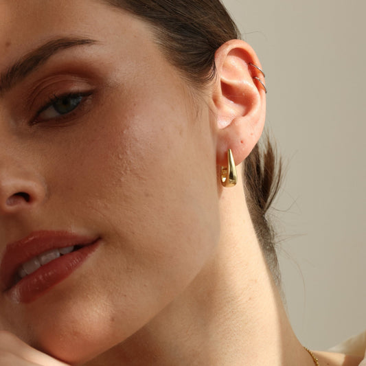GOLD TAPERED U SHAPE HUGGIE HOOPS