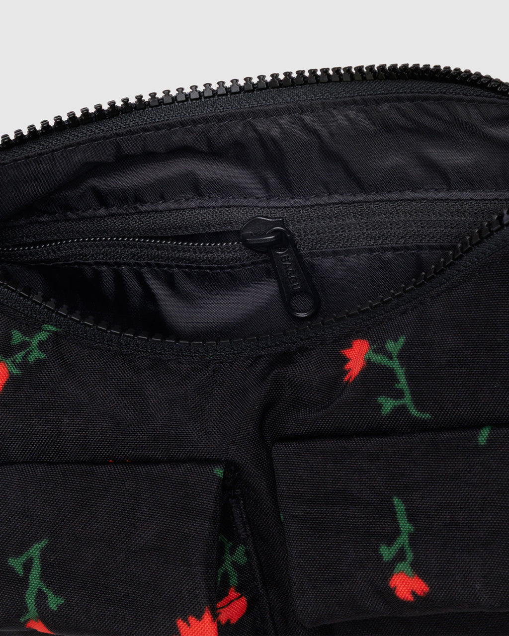 BAGGU CARGO SHOULDER BAG