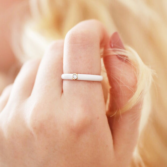 WHITE ENAMEL RING WITH GEM