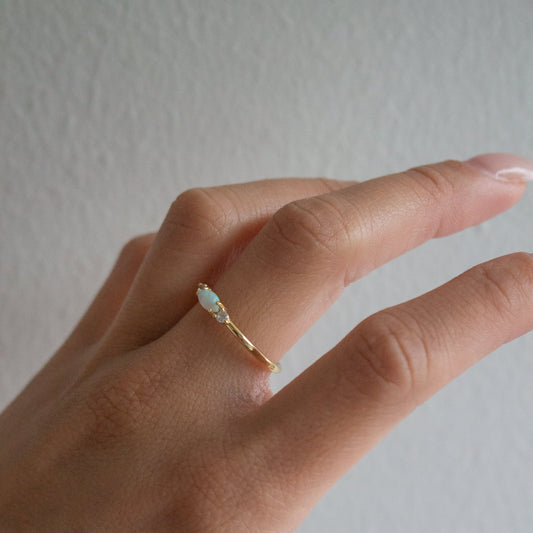 OPAL RING in GOLD