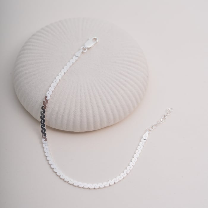 SERPENTINE CHAIN BRACELET in SILVER