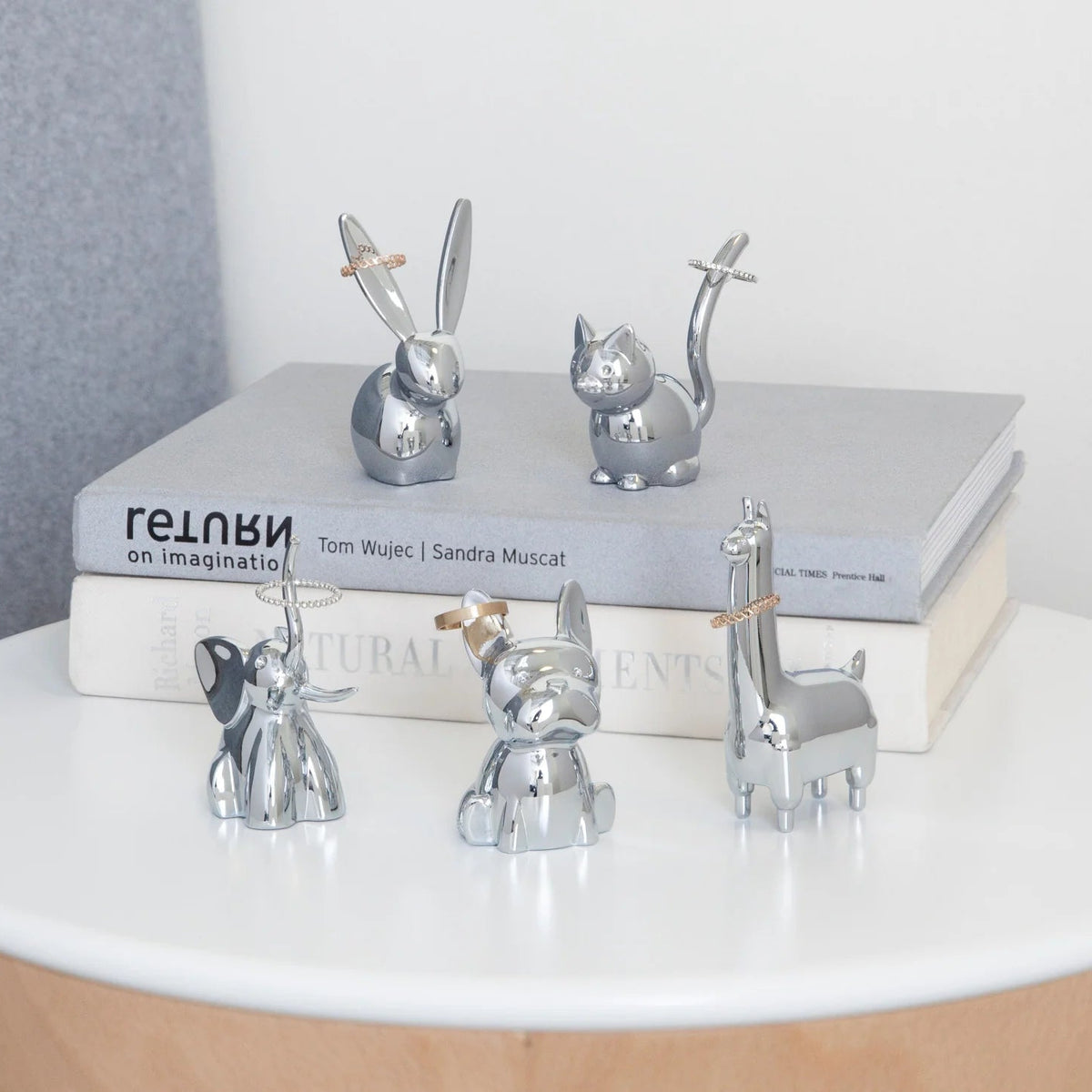 UMBRA RING HOLDER